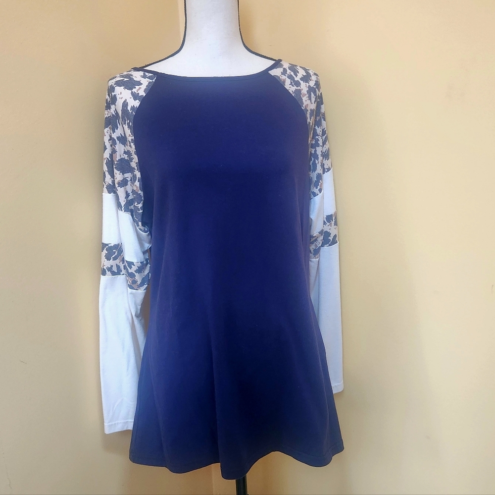 Cute Navy/White and Leopard print tunic ~ Large